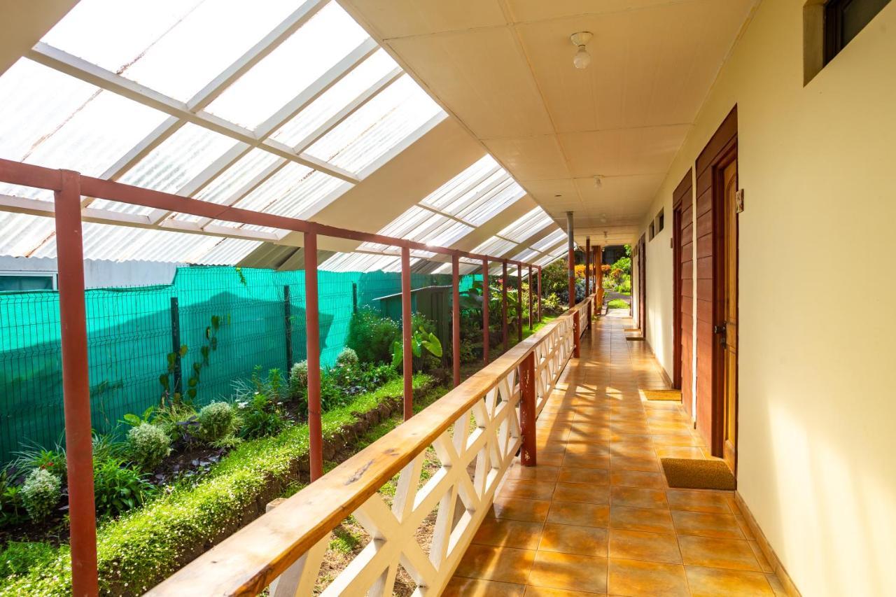 Hostal Uruhao Χάνγκα Ρόα Εξωτερικό φωτογραφία